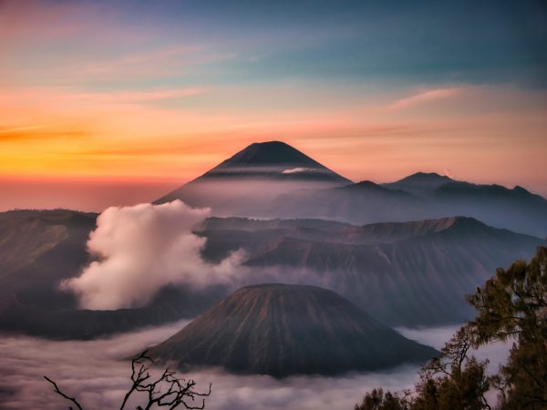 cheap flights to indonesia